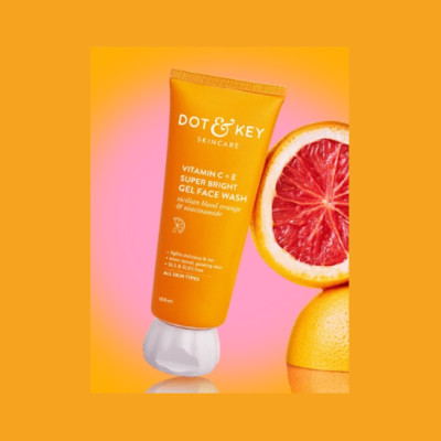 Dot & Key Vitamin C + E Super Bright Gel Facewash Blood Orange & Niacinamide 100ml