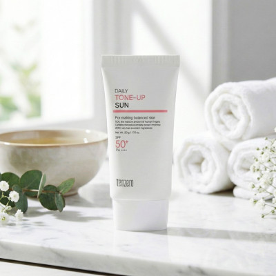Tenzero Daily Tone-Up Sun SPF50+ PA++++ – 50g
